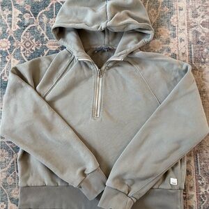 Vuori Women’s  Olive Zip-Up Hoodie Sweater